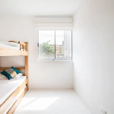 Apartamento Apto Torre Primi Cerca A La Playa, Aeropuerto Y Al Centro