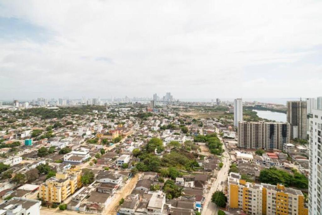 Apto Torre Primi Cerca A La Playa, Aeropuerto Y Al Centro Apartamento *